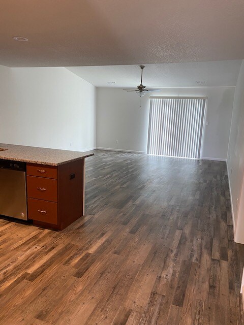 Foto del edificio - 3249 SW Clare Ave