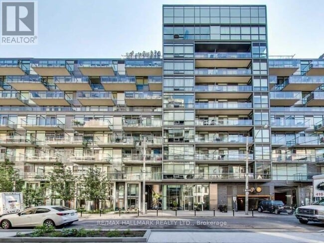 Building Photo - 55 Stewart St