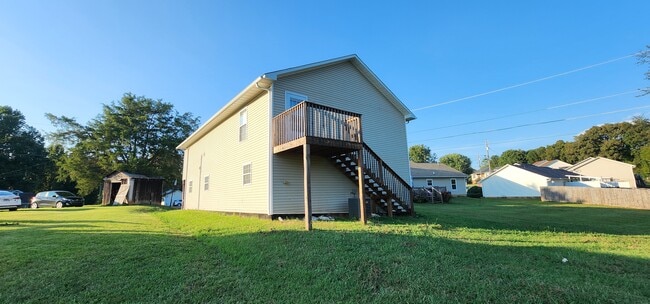 Building Photo - 4532 Winslow Dr