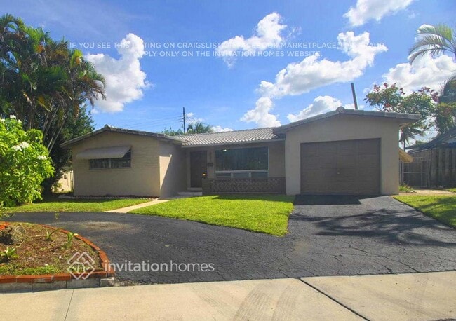 Building Photo - 921 E Hawthorne Cir