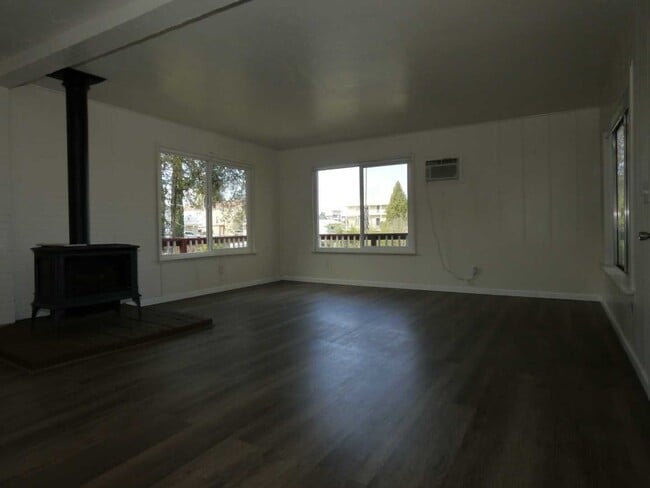 Building Photo - 8267 Old School Way