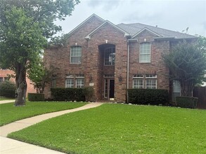 Building Photo - 1605 Coyote Ct