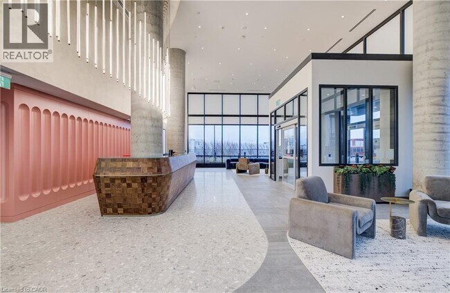 Photo du bâtiment - 25 Wellington St S