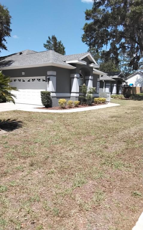 Foto del edificio - 3909 SE 8th St