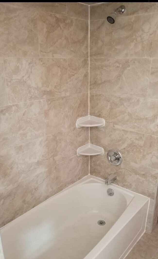 Bathroom - 110 N 4th St