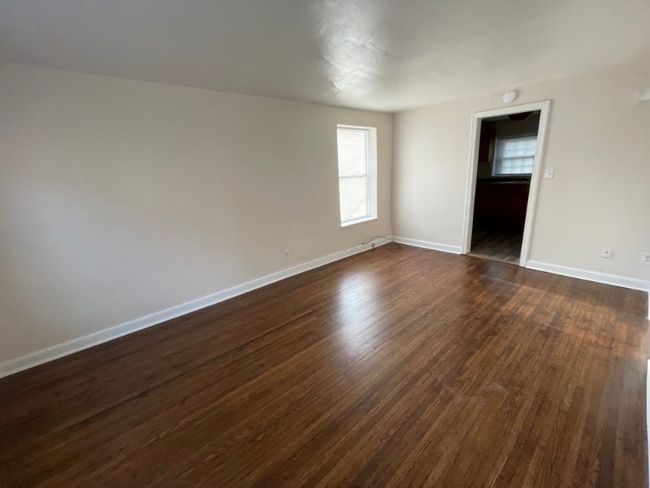 Building Photo - 5108 Venable Ave
