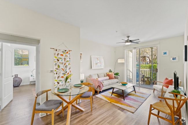 Building Photo - Carlyle at Bartram Park