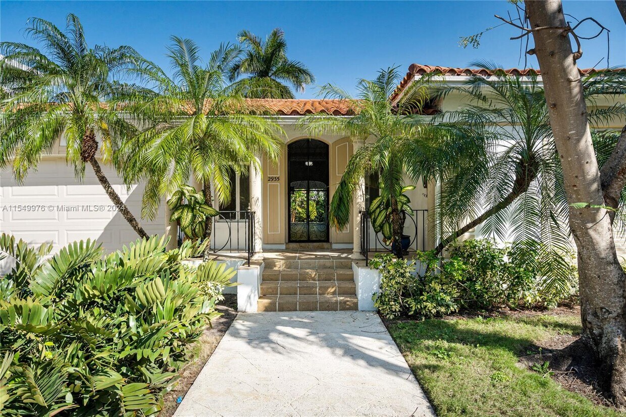 Foto principal - 2935 N Bay Rd
