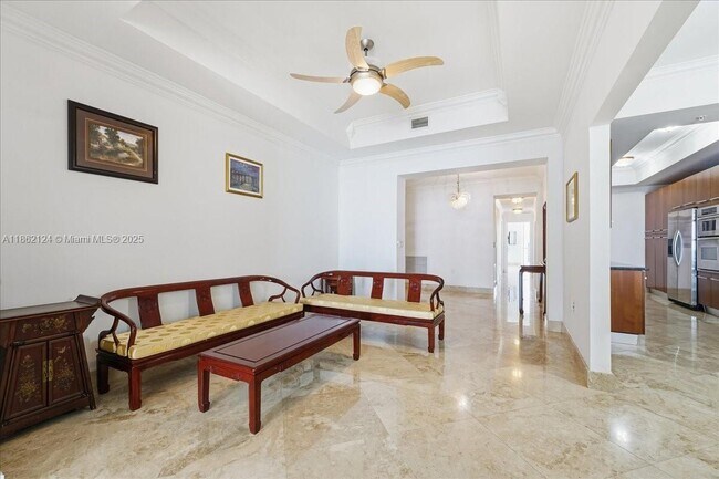 Foto del edificio - 704 N Ocean Blvd