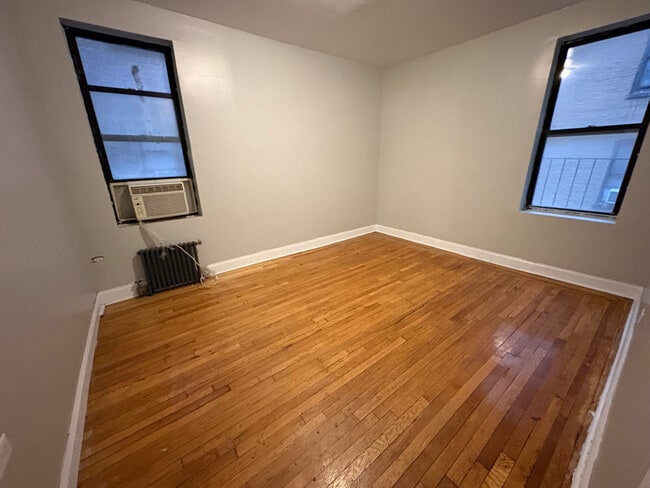 Building Photo - 480 Concord Ave