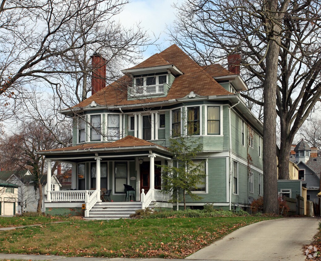 Foto principal - 2274 Robinwood Ave