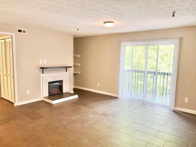 Foto del edificio - 1000 Parkvale Ct