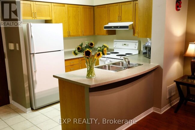 Building Photo - 51 Baffin Ct