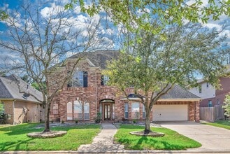 Building Photo - 15435 Stoneridge Park Ln