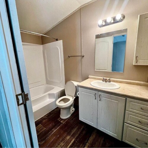 Foto del edificio - 210 Robin Dr