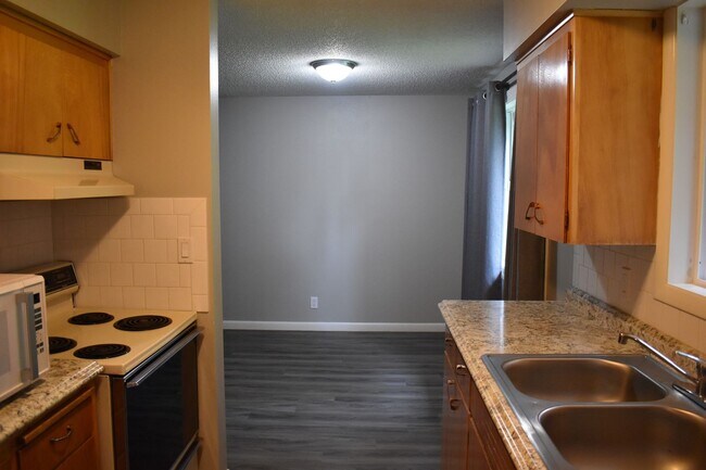 Foto del edificio - 630-640 W Grant St