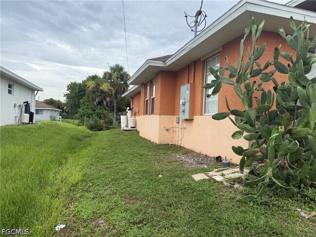 Foto del edificio - 633 Alabama Rd S