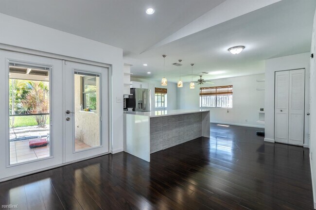 Foto del edificio - 4 br, 2 bath House - 7906 NW 18th Ct