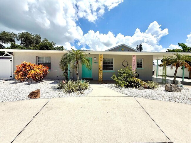 Foto del edificio - 4013 52nd St Ct W