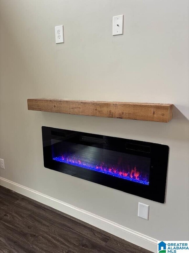 Foto del edificio - 4307 Lennox Ct