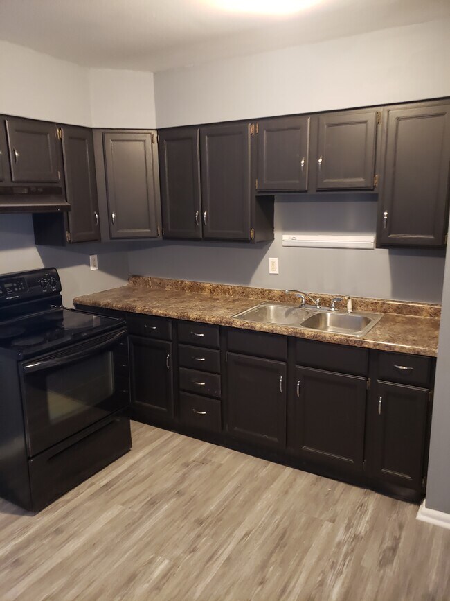 Foto del edificio - 8109 Penway St