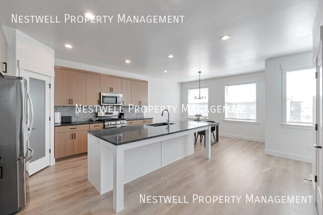 Foto del edificio - 984 W 620 S