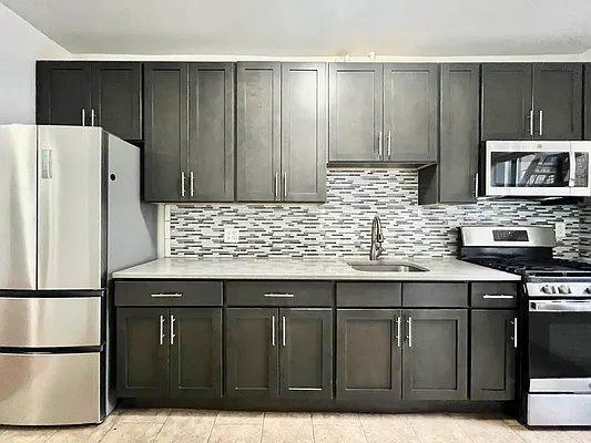 Foto principal - 1 bedroom in BRONX NY 10463