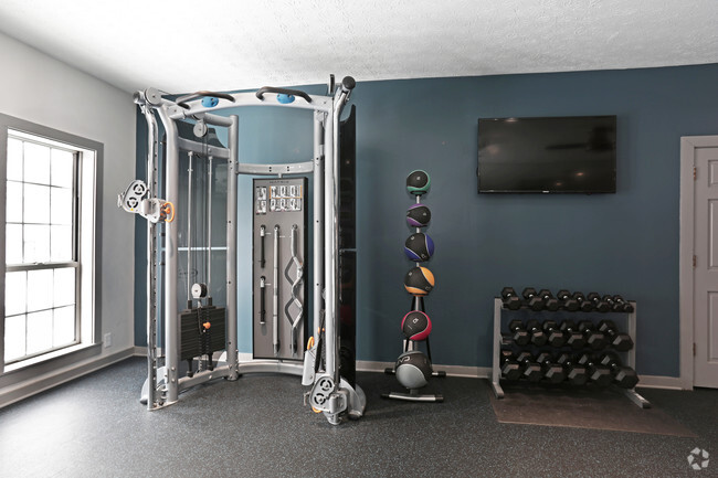 Fitness Center - Hunter's Chase Apartments