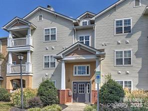 Foto principal - 16423 Golden River Ln