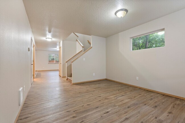 Foto del edificio - Beautiful 4bed/2.5bath home