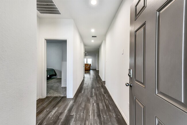 Foto del edificio - 3041 Emerald Ocean Dr