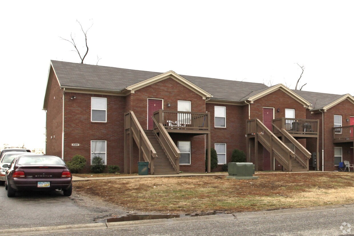 Primary Photo - 4324 Newport Rd