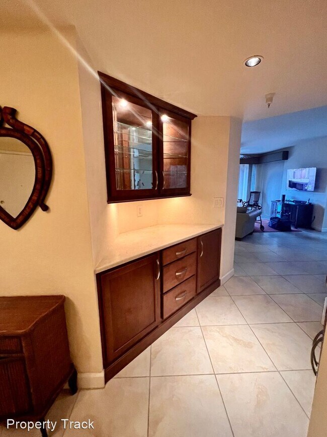 Building Photo - 2 br, 2 bath House - 4750 Dolphin Cay Ln S...