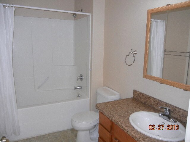 Building Photo - 1317 Mirror Lake Ln