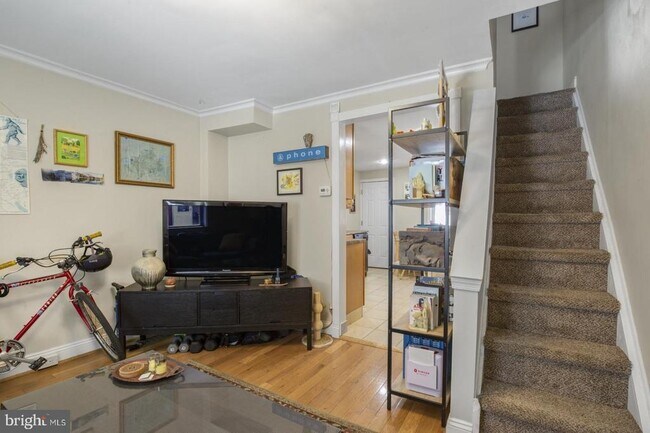 Foto del edificio - 2664 Webb St