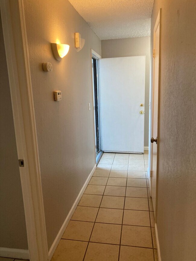 Foto del edificio - Nashville Duplex 2