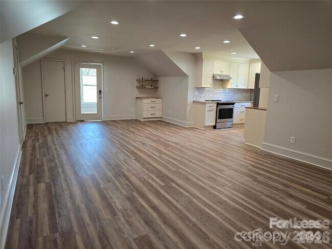 Foto del edificio - 105 A Kluttz St