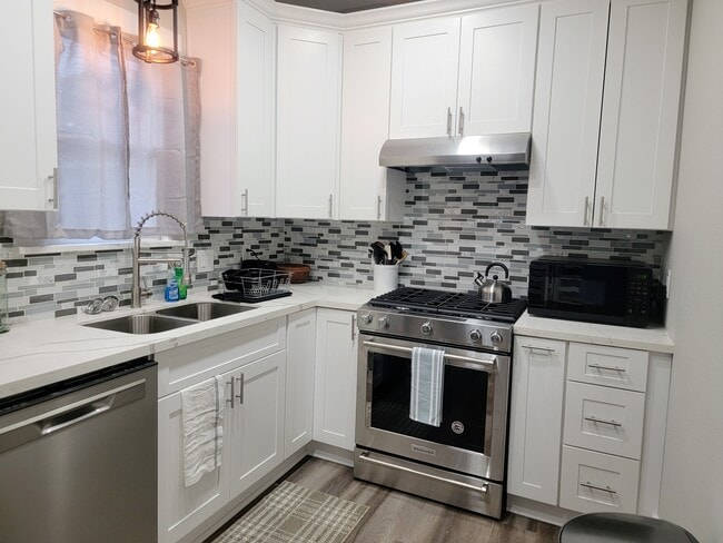 Cocina - 2414 44th St