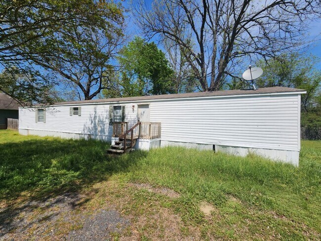 Foto del edificio - 15 Wilma Ln