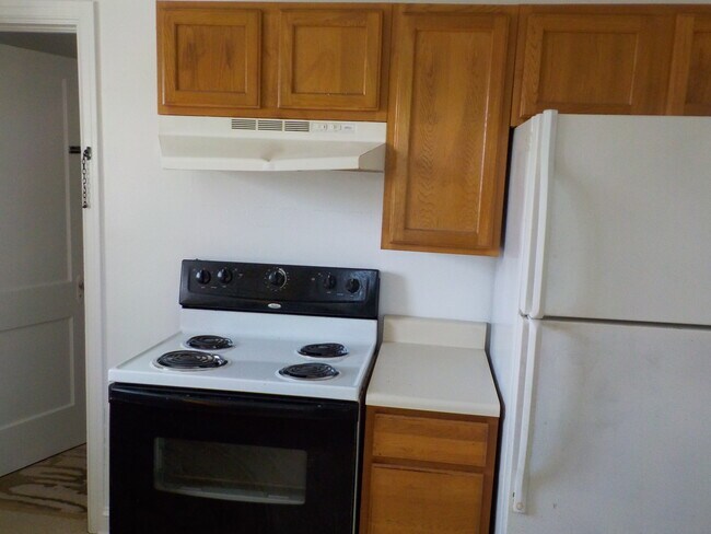 Building Photo - 33 Brookmill Rd