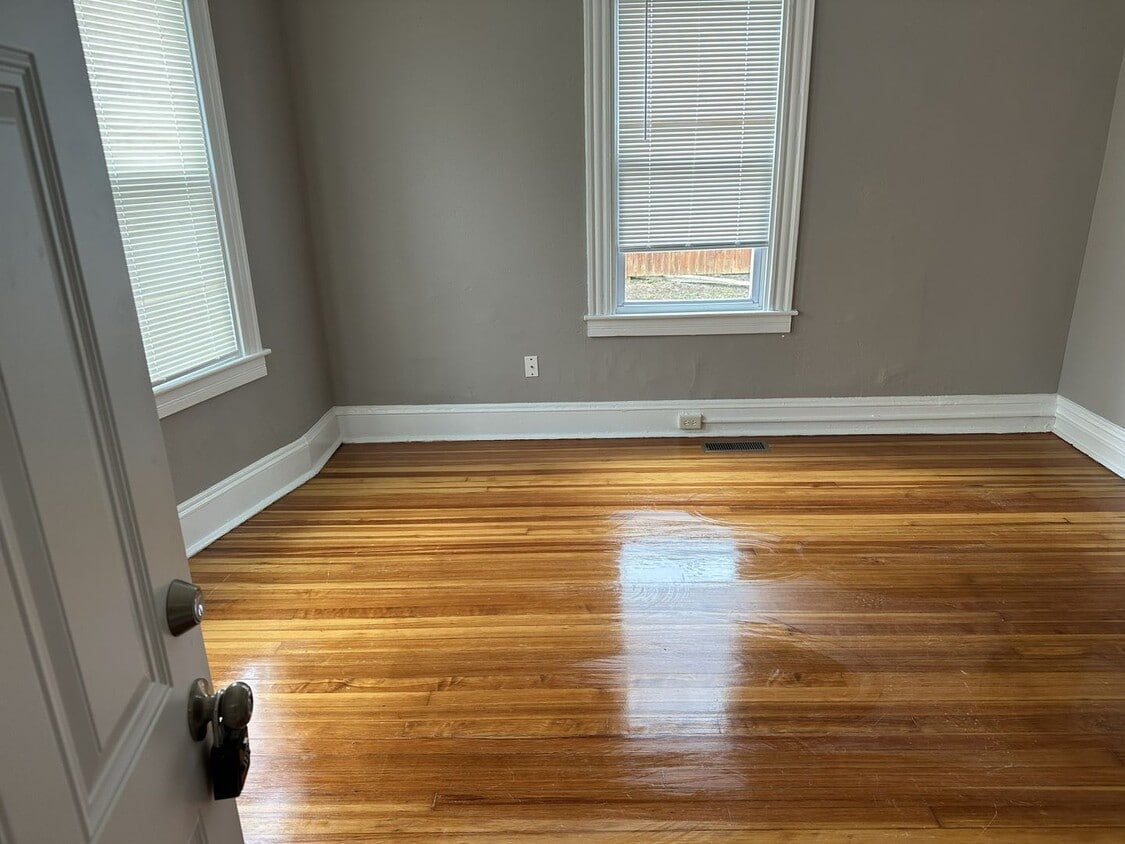 238-240 Oak Street - 238-240 Oak Street