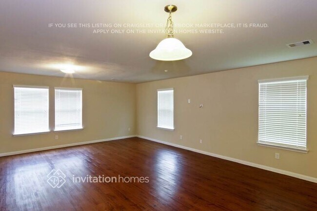 Foto del edificio - 18711 N Lyford Dr