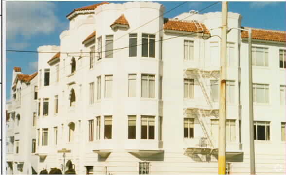 Building Photo - 3650 Fillmore St