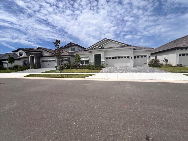Building Photo - 9632 Surrey Rose Dr