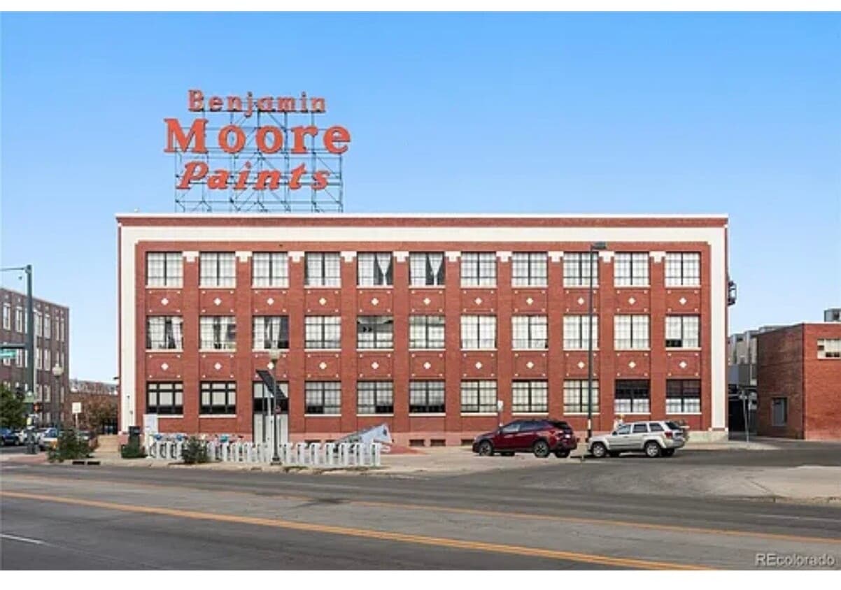 Photo - 2500 Walnut Street