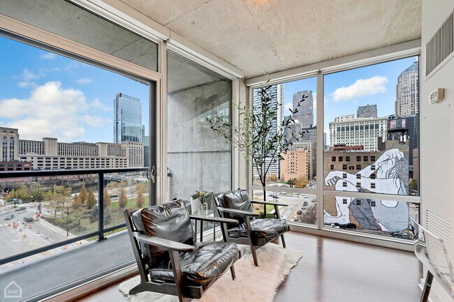 Foto del edificio - 611 S Wells St