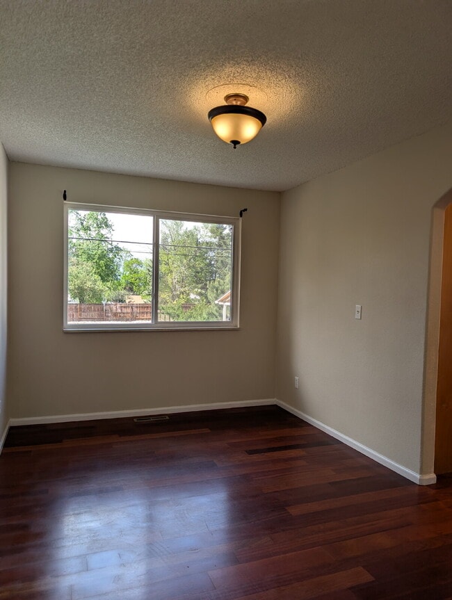 Photo - 1175 E Dry Creek Pl Apartment