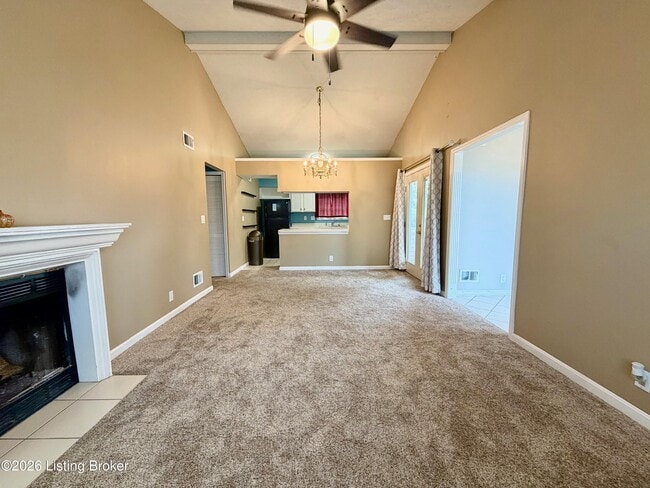 Foto del edificio - 749 Yorkwood Pl