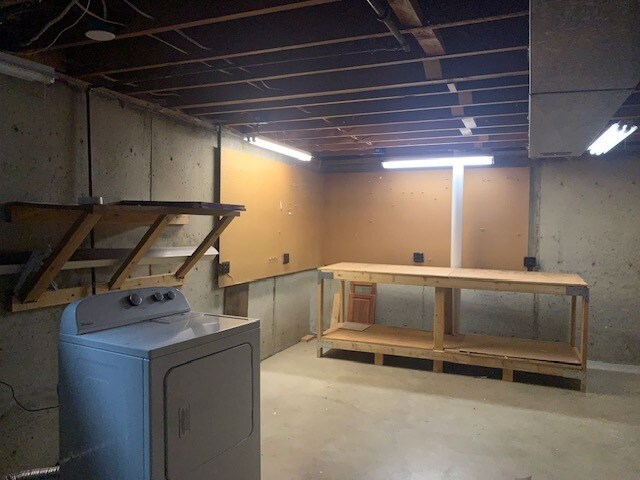 Building Photo - 12358 W Arizona Ave
