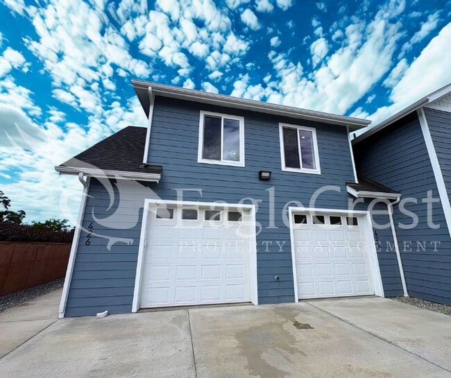 Building Photo - ANKENY